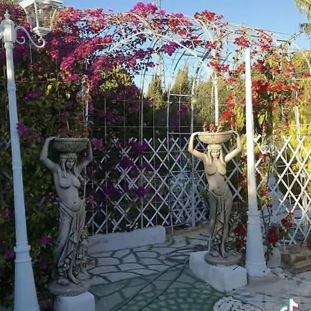 Casa vacanze Fincaamorsuenoisa San Bartolome (Valencia)